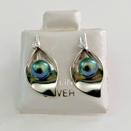 Open seed pod stud earrings - pod,