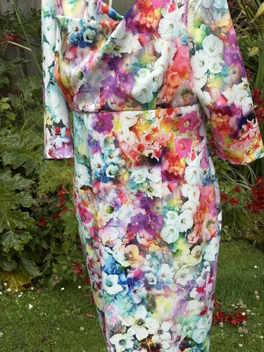 Bnwt gina bacconi floral - bnwt,