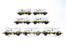 Hornby OO Gauge Rake of 7