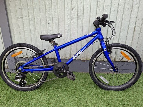 Frog metalic blue 20 - , 20"