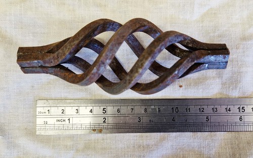 Twisted steel birdcage spiral