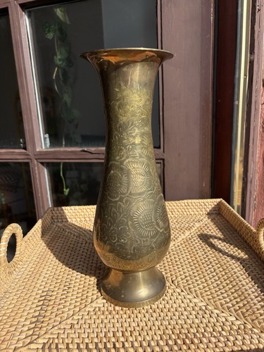 Vintage flower patterned gold - vintage,