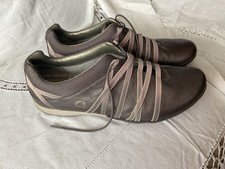 Clarks Wave Leather Trainer Shoes Size 8D