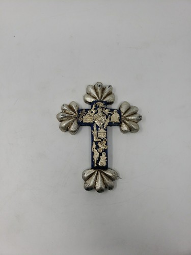 Wooden blue silver milagro - wooden,