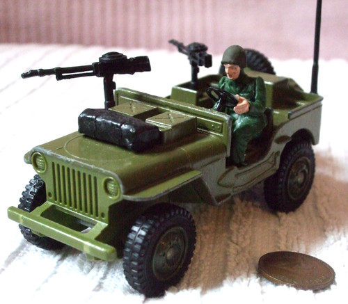 Dinky military model army - military, (army