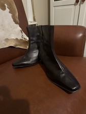 Dark Brown Brand New Evans