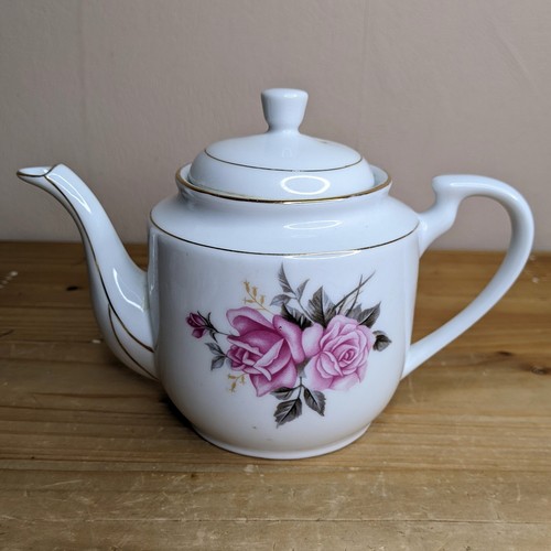 Vintage small teapot - vintage, floral