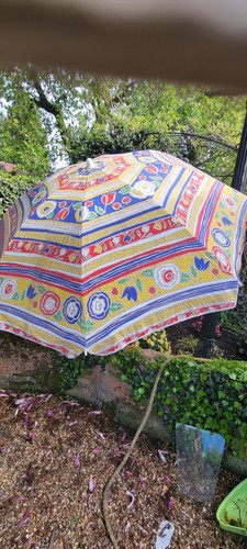 Vintage garden parasol - , retro