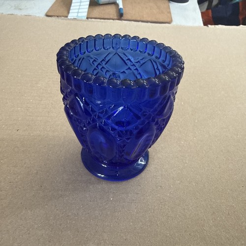 Pressed glass tea light - pressed,