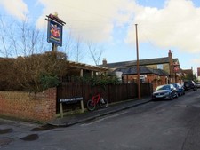 Photo 6x4 The Butchers Arms in