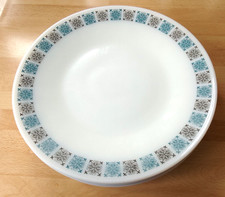 5 X PYREX CHELSEA VINTAGE DINNER PLATES   10in/25cm