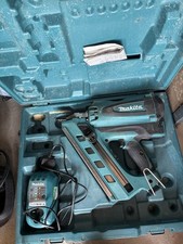 Makita GN900 First FIX NAILER Gun, 1 battery 