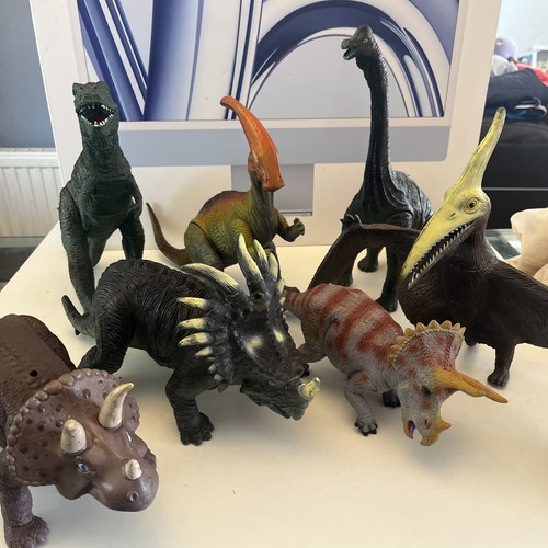 Very large dinosaur - very,