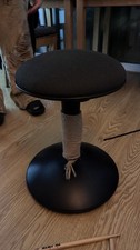 Ergonomic Wobble Stool |