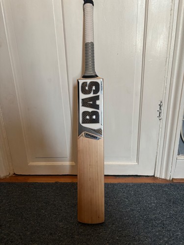 Bas exploder cricket - exploder, bat