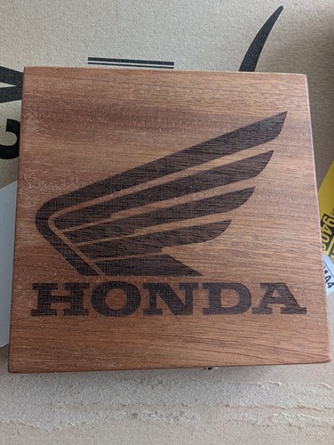 Wooden coaster with bottle - wooden,
