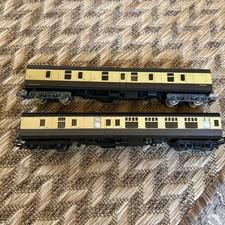 HORNBY OO Gauge Chocolate &