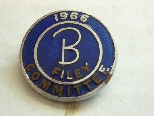 Vintage enamel badge - vintage, butlins