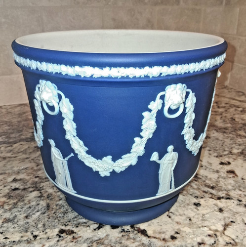 Antique wedgewood jasper - antique, wear