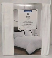 West Park Black Oxford Edge