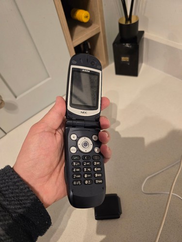 Nec e606 flip - nec, phone