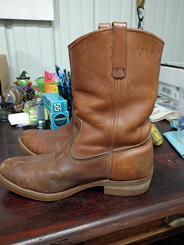 Red wings boots size - wings,