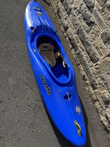 Pyranha burn large kayak - burn,