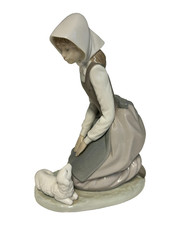 Nao By Lladro Figurine