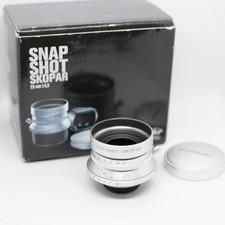 Voigtlander SNAPSHOT-SKOPAR 25mm f/4 Leica L39 Lens + box + hood and front cap