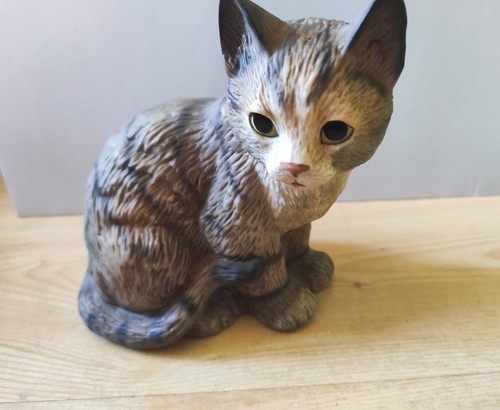 Small vintage tabby cat - tabby,