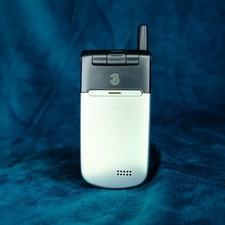 NEC E338 Silver Flip Phone