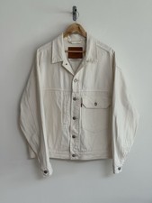 Levi’s Denim Stay Loose