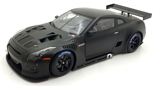 Autoart scale diecast - 1/18,