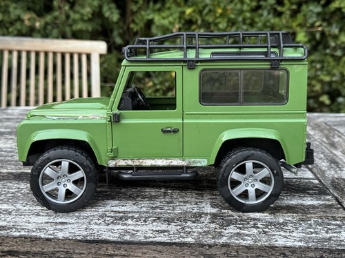 Bruder land rover - land, defender