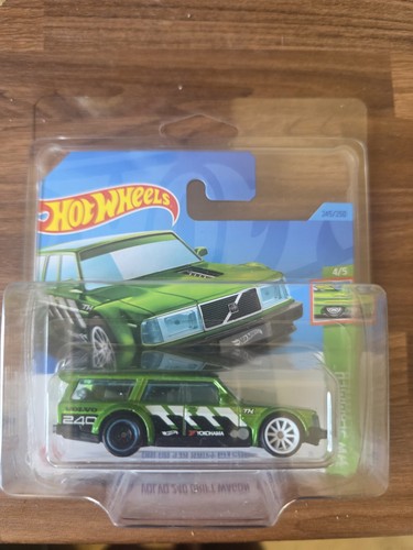 Hot wheels volvo 240 - volvo,
