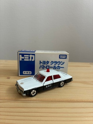 Not for sale tomica toyota - sale,