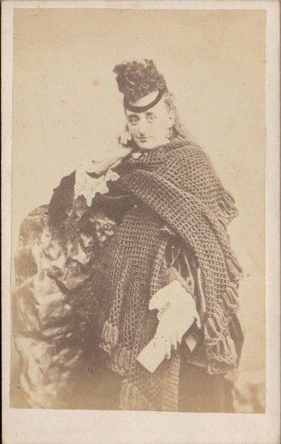 Wonderful cdv woman knitted - wonderful,