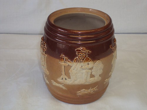 Vintage doulton lambeth salt - doulton,