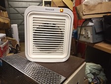 Upright Fan Heater Honeywell HF-203E+Timer and Oscillating