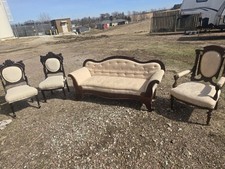 Victorian Tufted Damask Sofa &