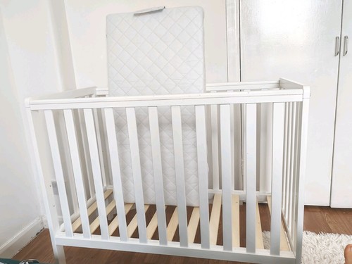 Obaby bantam space saver cot - space,