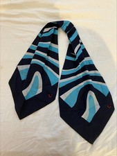 TUI Cabin Crew Uniform Neck