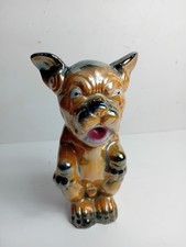 Vintage 1930s Lustre Begging