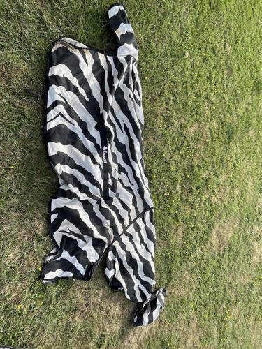 Bucas buzz off zebra - 6’6,