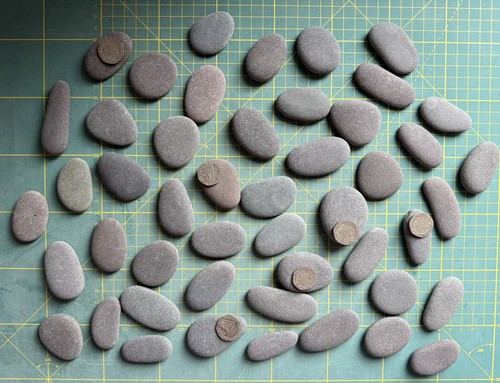 Smooth flat stones pebbles - 55,