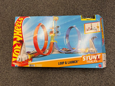 Hot Wheels Stunt Tracks –