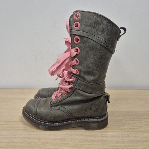 Martens triumph aimilita - dr,