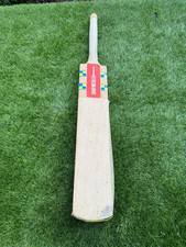 GRAY NICOLLS OMEGA XRD JUNIOR