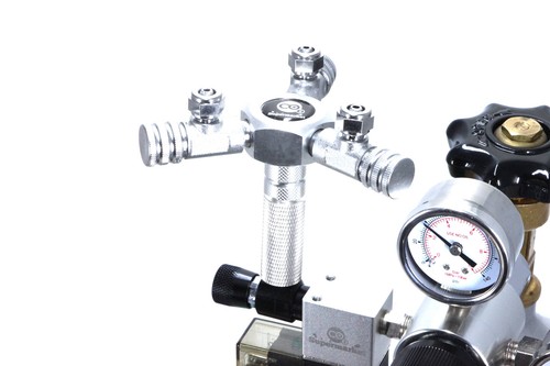 Regulator output splitters for - regulator,