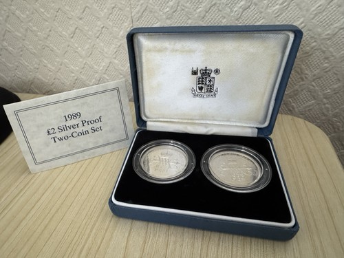 1989 royal mint 2 silver - mint, £2